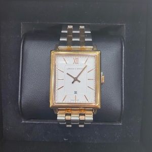 Larsson & Jennings Boyfriend Watch